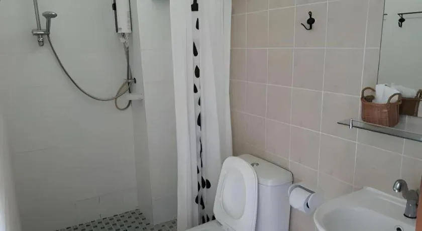 Gin's Greenery Resort