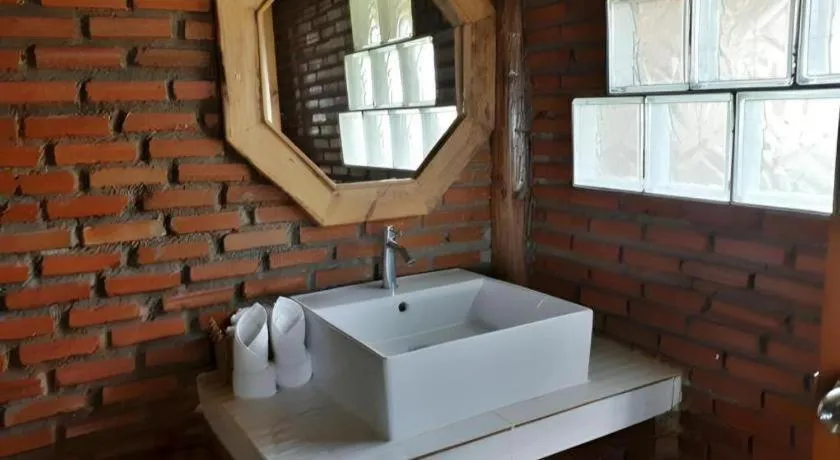 Gin's Greenery Resort