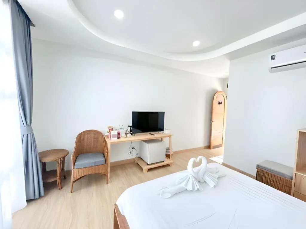 Bed in Gin's Greenery Resort