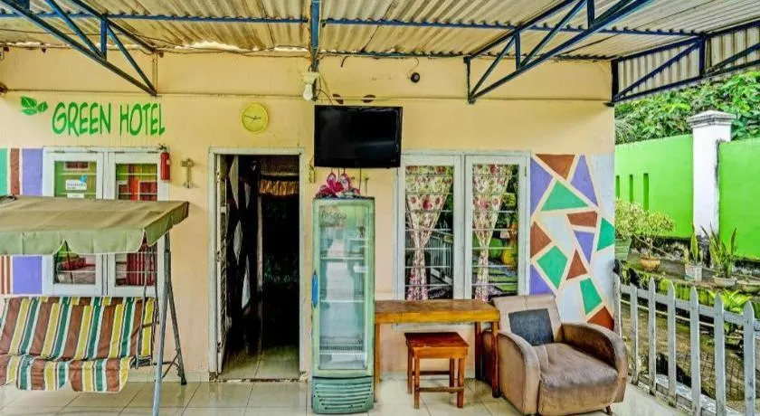 OYO 92024 Green Hotel