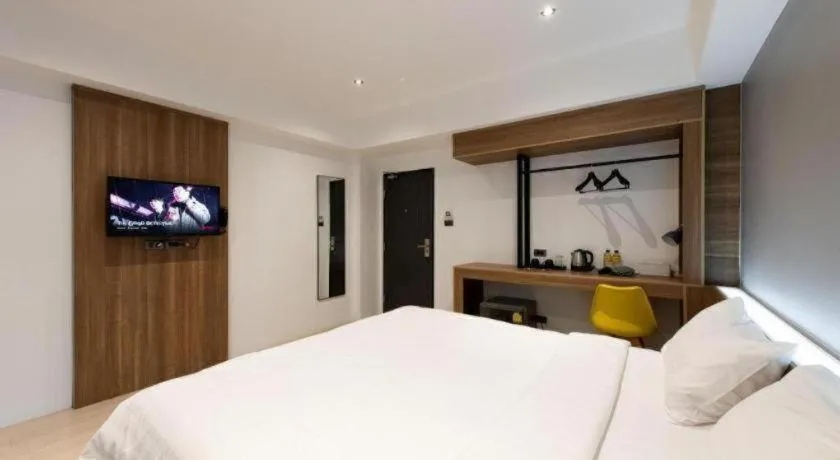 Bed in Yellotel Chang Klan Chiang Mai