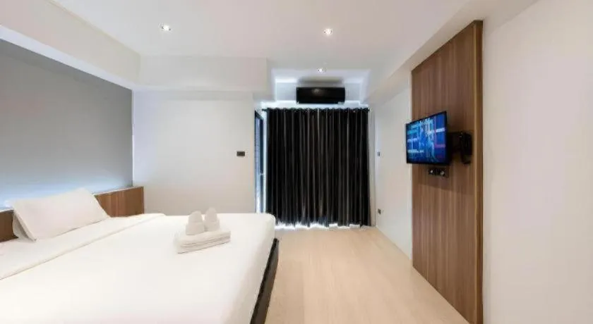 Bed in Yellotel Chang Klan Chiang Mai