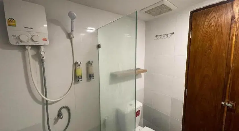 Warehouse18 Pool Cafe Resort Warehouse18 Pool Cafe Resort