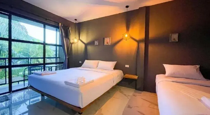 Bed in Warehouse18 Pool Cafe Resort Bed in Warehouse18 Pool Cafe Resort