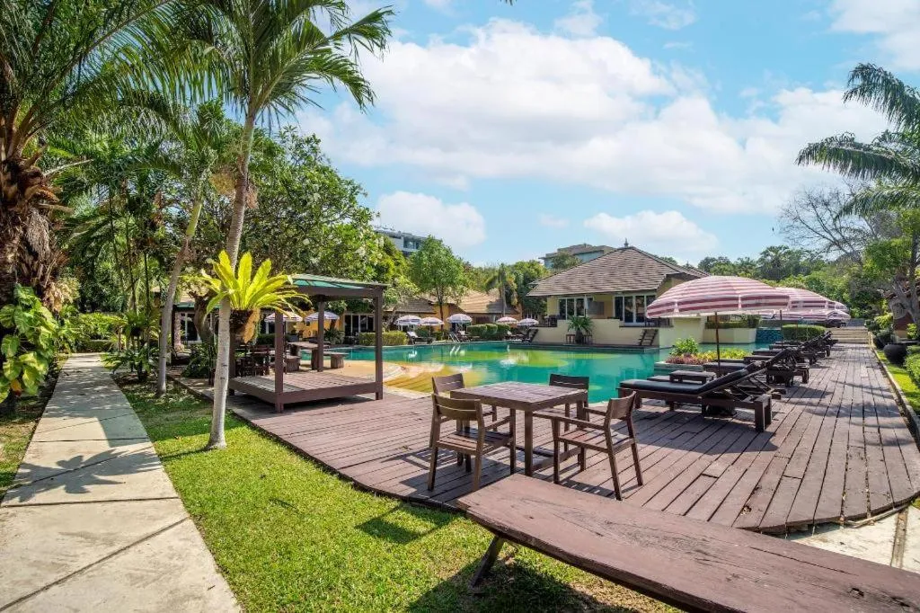 EAST SEA PARADISE HOTEL