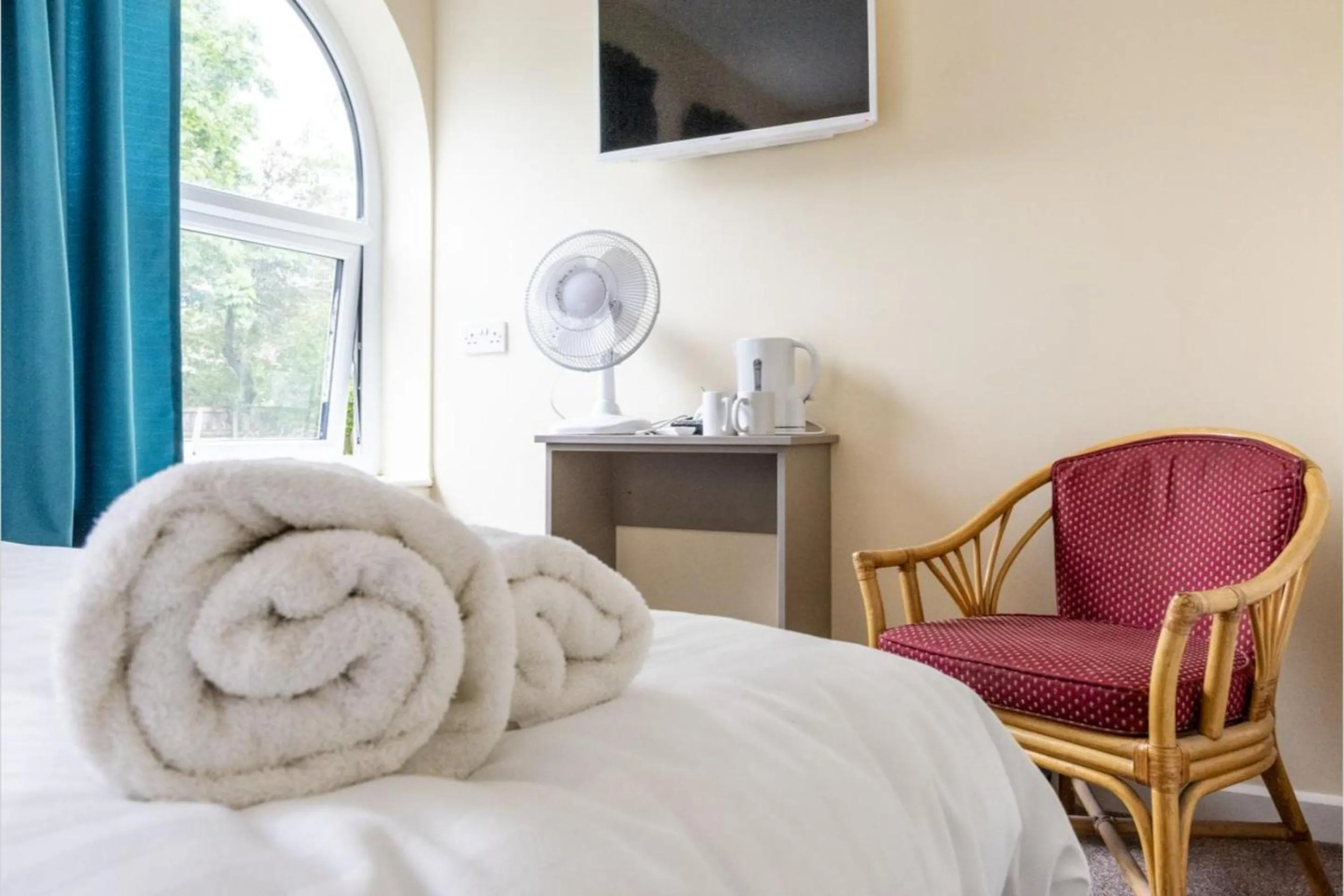 Bedroom in Paddington House Hotel