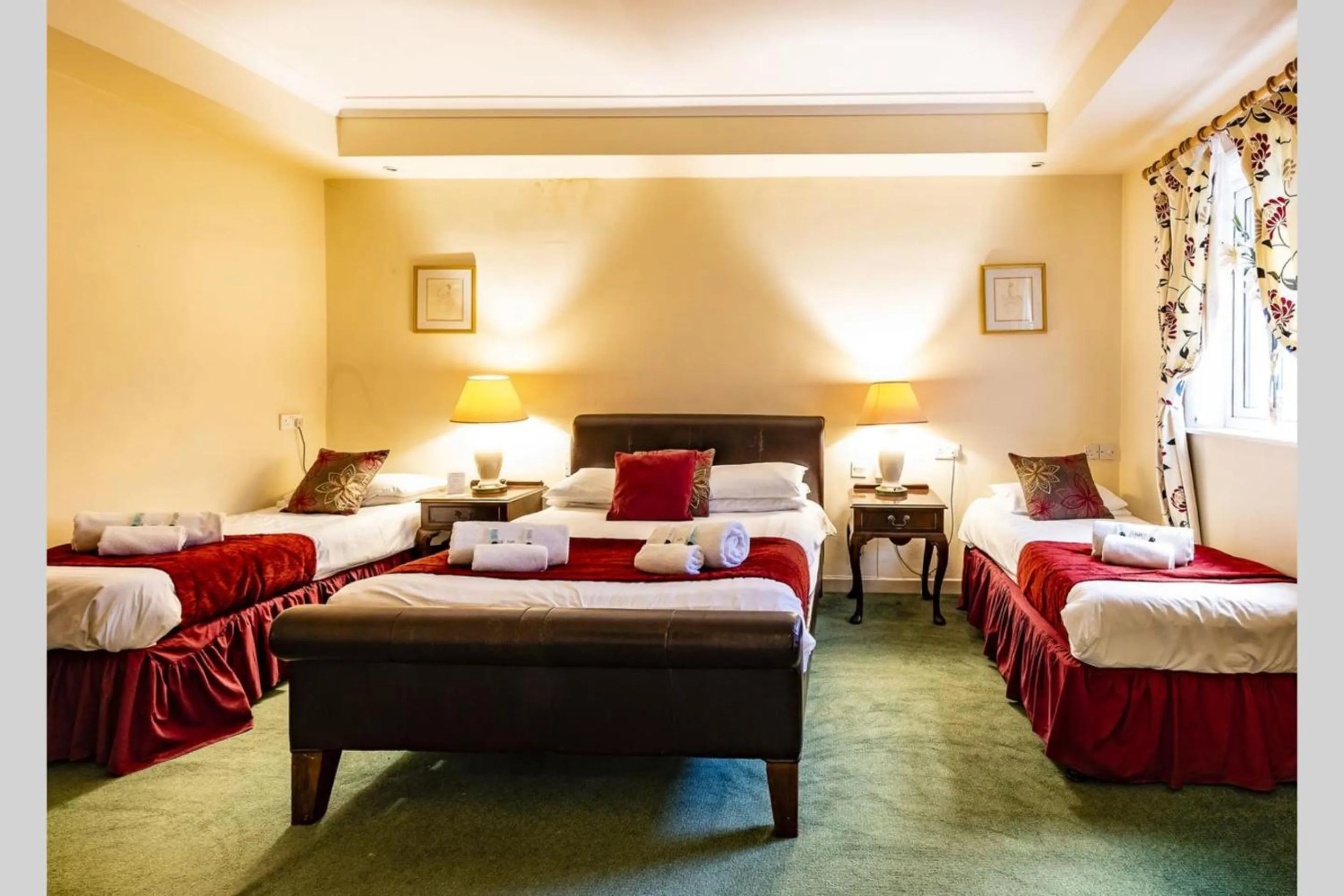 Bedroom in Paddington House Hotel