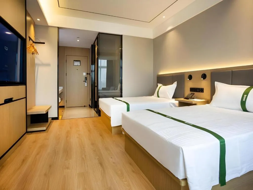 Bed in GreenTree Inn Express Bengbu Mohekou Town