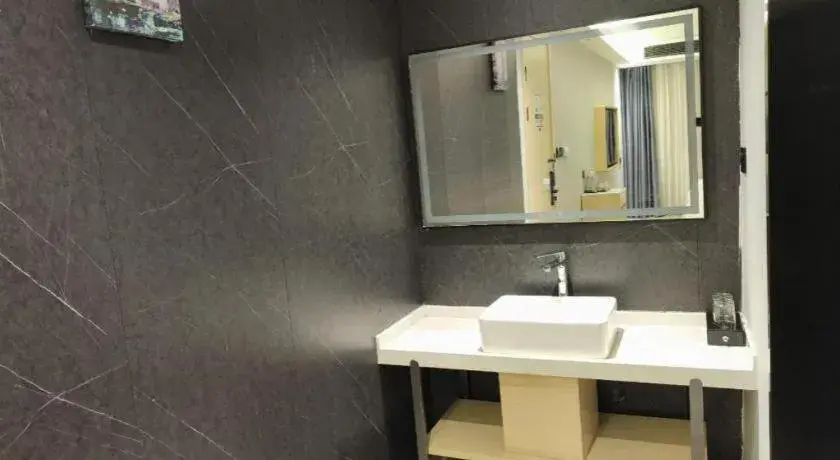 GreenTree Inn Express Fuyang University Town West High-Speed Railway Station GreenTree Inn Express Fuyang University Town West High-Speed Railway Station