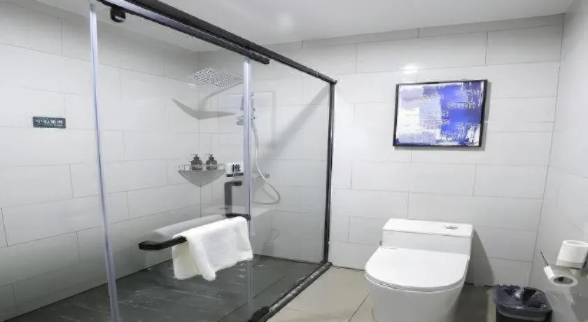 GreenTree Inn Express Fuyang University Town West High-Speed Railway Station