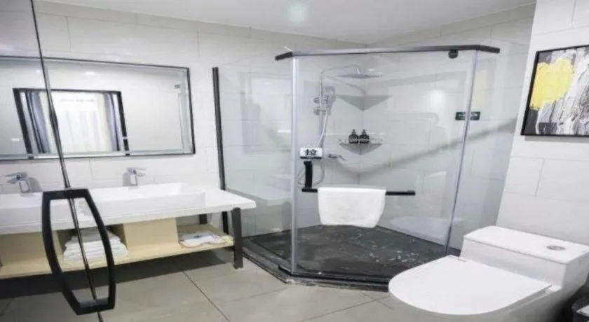 GreenTree Inn Express Fuyang University Town West High-Speed Railway Station