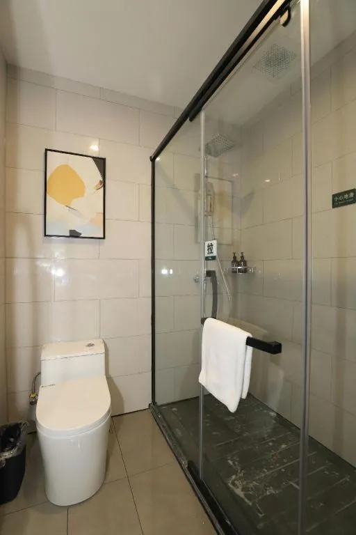 GreenTree Inn Express Fuyang University Town West High-Speed Railway Station