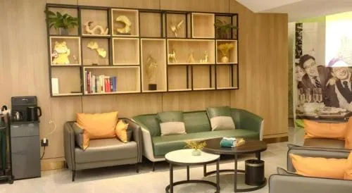 GreenTree Inn Xiaoyi Wanda Plaza