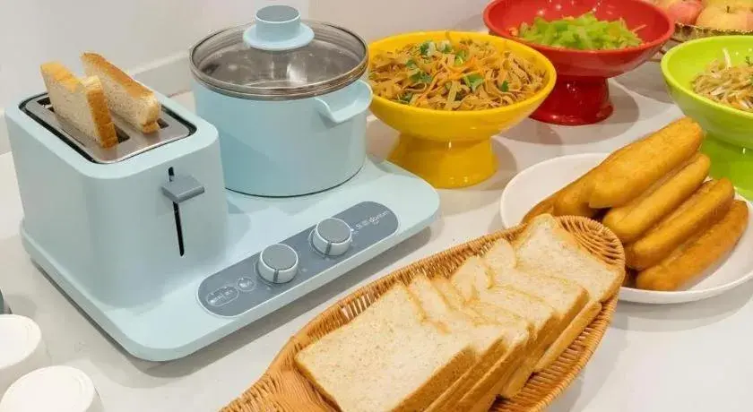 GreenTree Inn Express Qingdao Jiaodong International Airport GreenTree Inn Express Qingdao Jiaodong International Airport