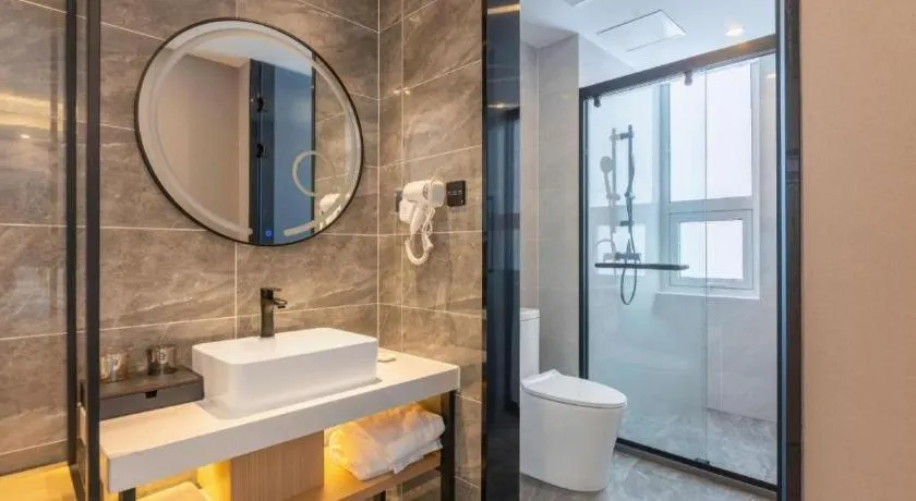 GreenTree Inn Express Qingdao Jiaodong International Airport