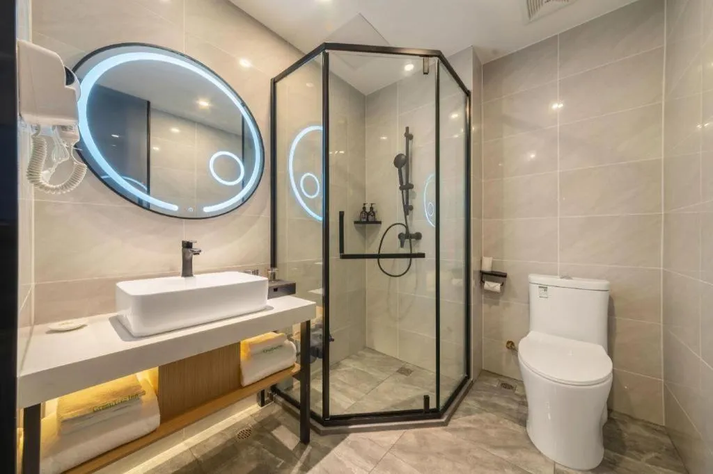 GreenTree Inn Express Qingdao Jiaodong International Airport