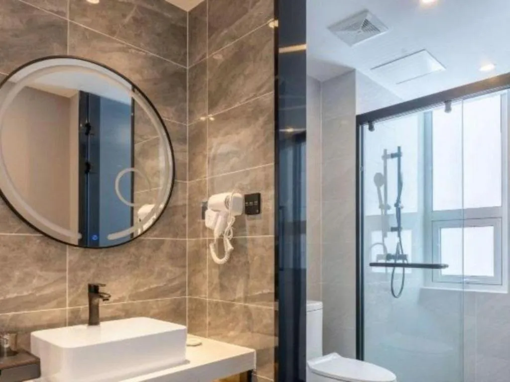 GreenTree Inn Express Qingdao Jiaodong International Airport