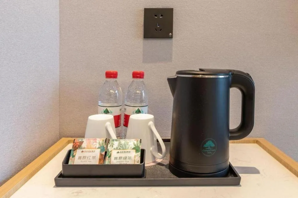 GreenTree Inn Express Qingdao Jiaodong International Airport