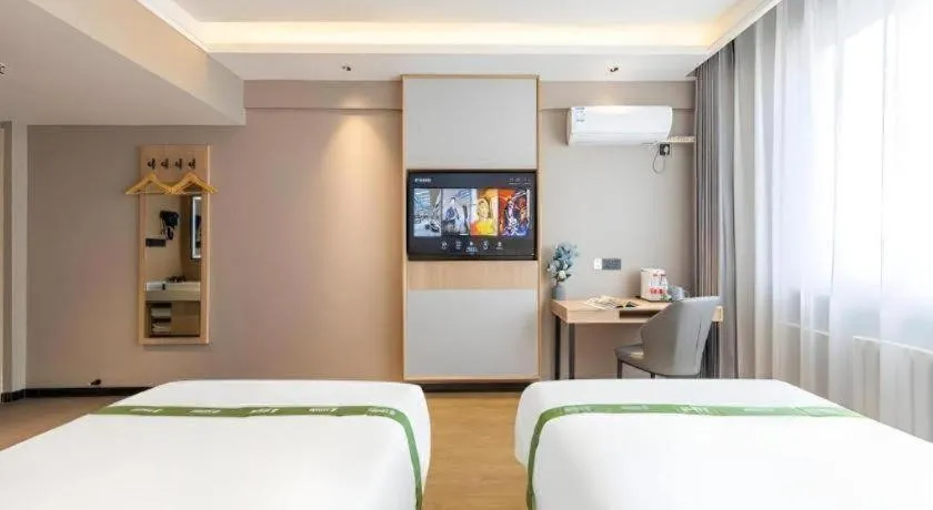 Bed in GreenTree Inn Express Dongying Lijin County Ginza Market