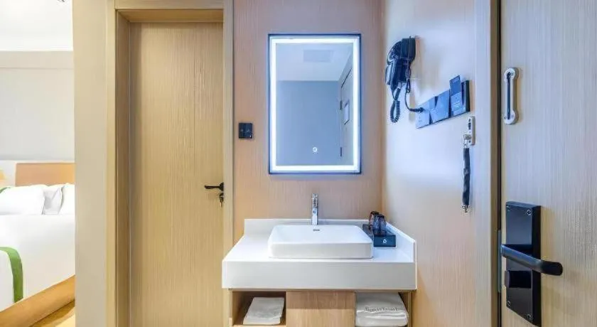 Bed in GreenTree Inn Express Dongying Lijin County Ginza Market