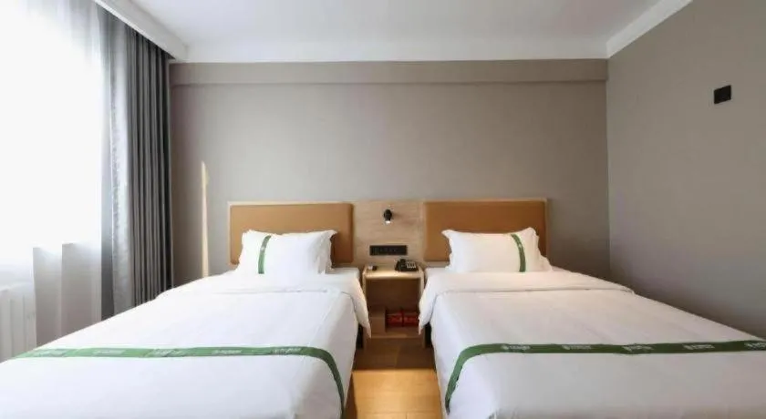 Bed in GreenTree Inn Express Dongying Lijin County Ginza Market