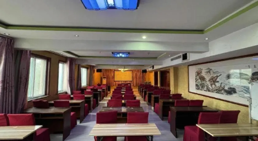 GreenTree Inn Express Dongying Lijin County Ginza Market
