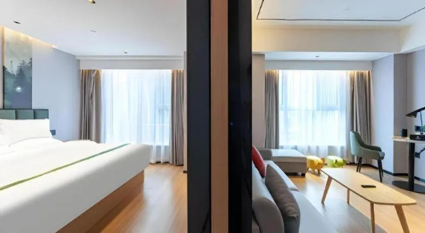 Bed in GreenTree Inn Jinan West Station Exhibition Center