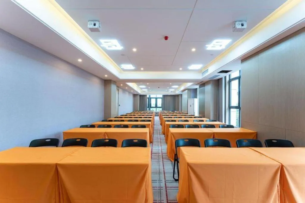 GreenTree Inn Jinan West Station Exhibition Center