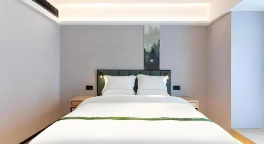 Bed in GreenTree Inn Jinan West Station Exhibition Center