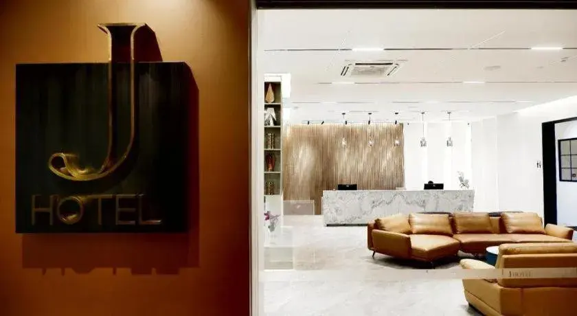 J HOTEL J HOTEL