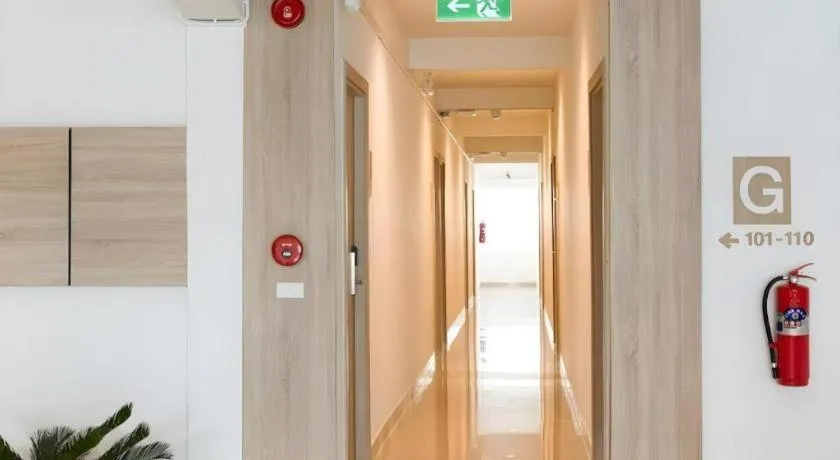 B2 Phayao Boutique & Budget Hotel