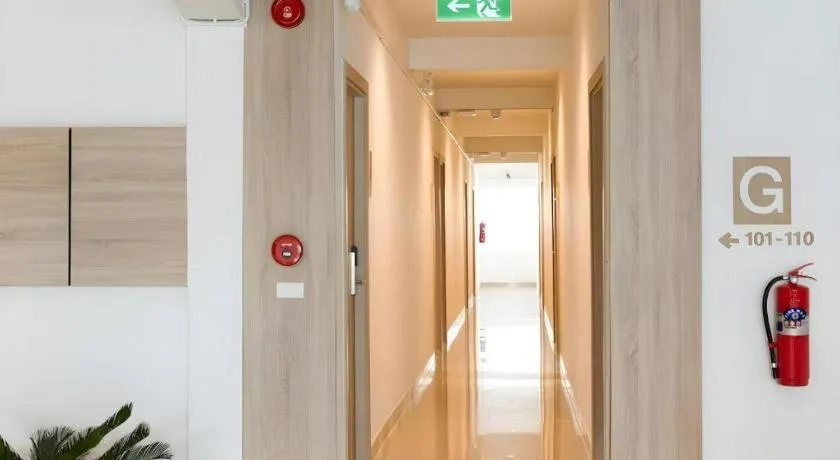 B2 Phayao Boutique & Budget Hotel