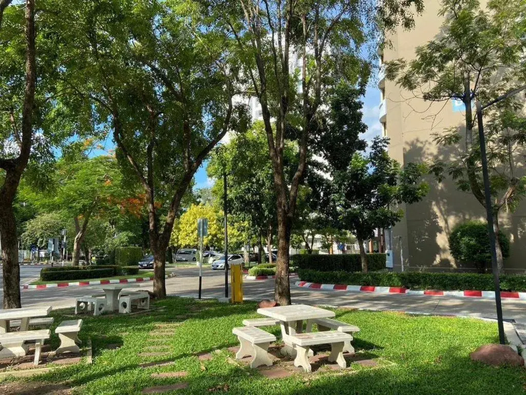 DLUXX THAMMASAT DLUXX THAMMASAT