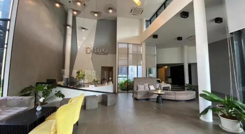 DLUXX THAMMASAT DLUXX THAMMASAT