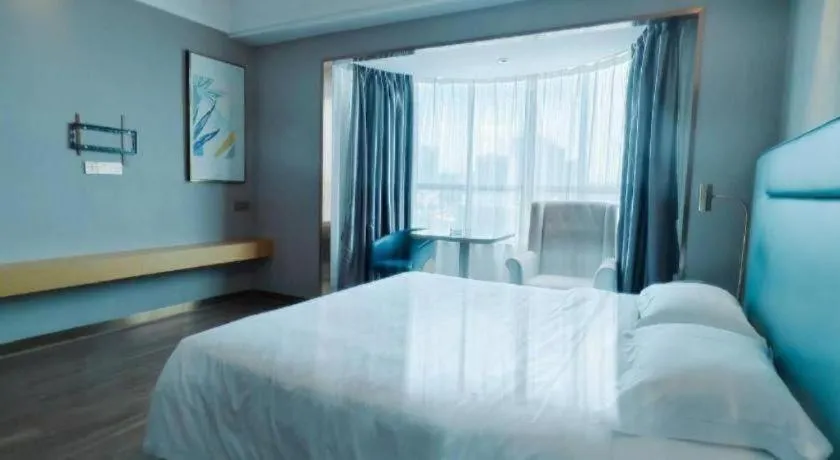 Bed in Cheermay Hotels