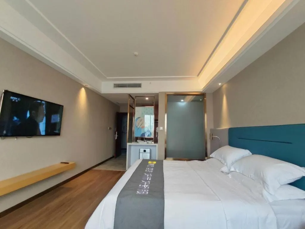 Bed in Cheermay Hotels