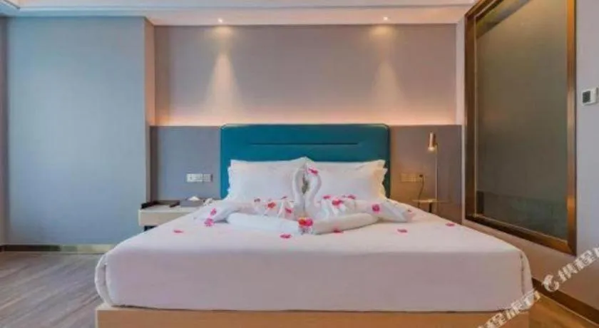 Bed in Cheermay Hotels