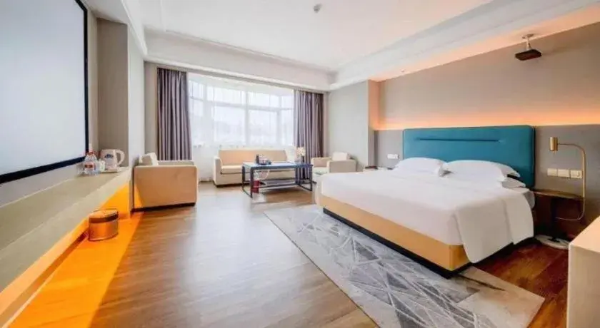 Bed in Cheermay Hotels Bed in Cheermay Hotels