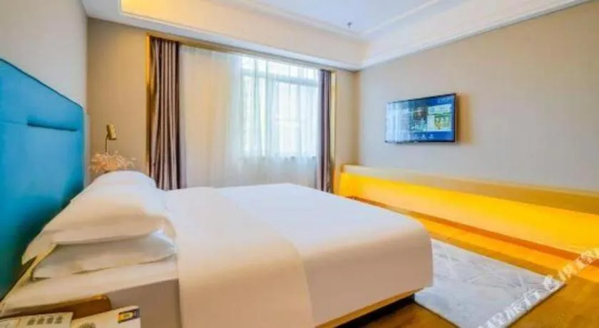 Bed in Cheermay Hotels