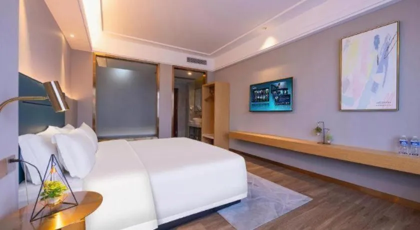 Bed in Cheermay Hotels