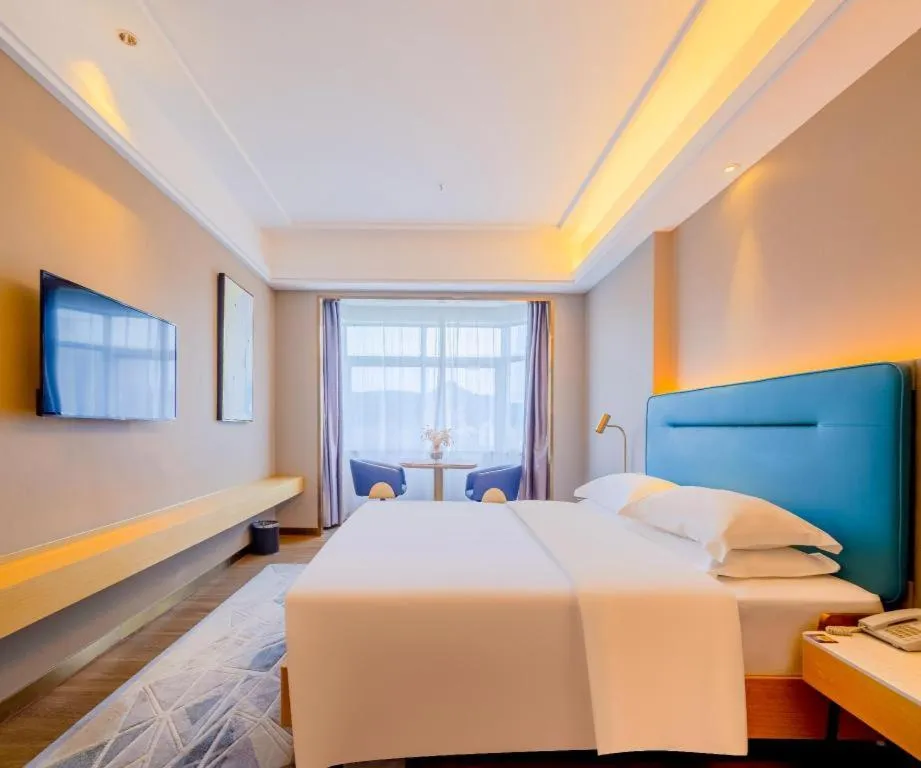 Bed in Cheermay Hotels