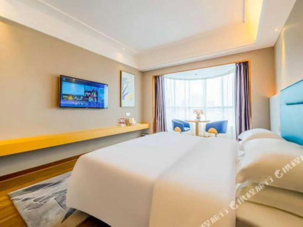 Bed in Cheermay Hotels