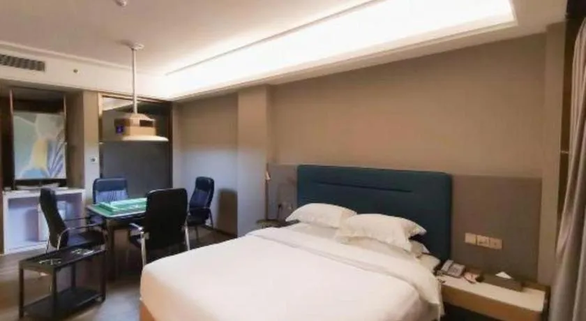 Bed in Cheermay Hotels