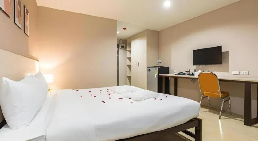 Bed in The Queen Palace