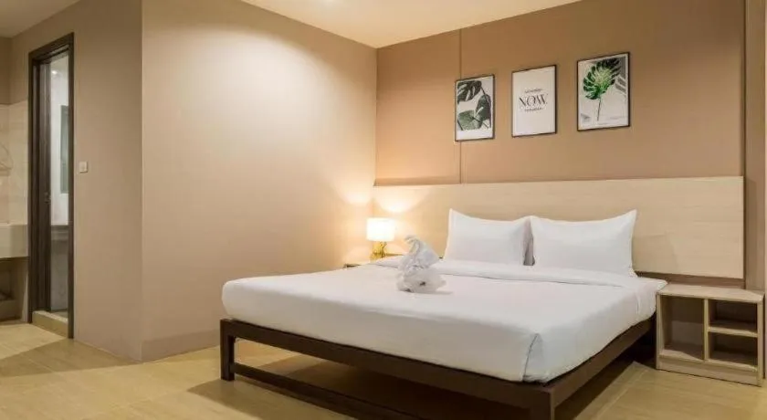 Bed in The Queen Palace