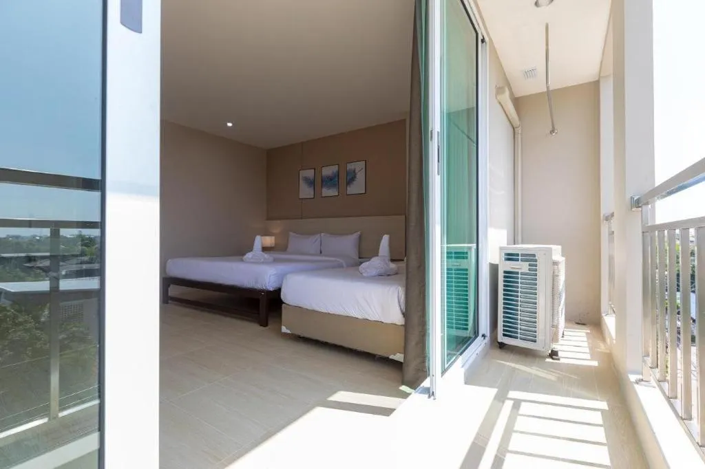 Bed in The Queen Palace