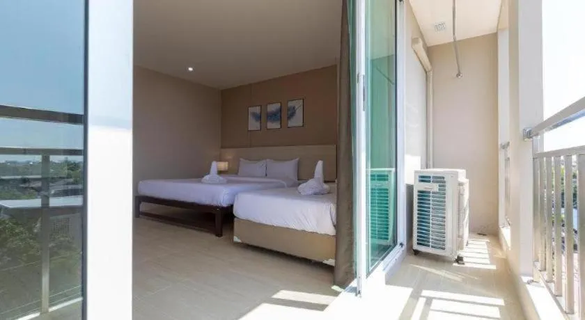 Bed in The Queen Palace