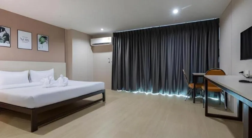 Bed in The Queen Palace