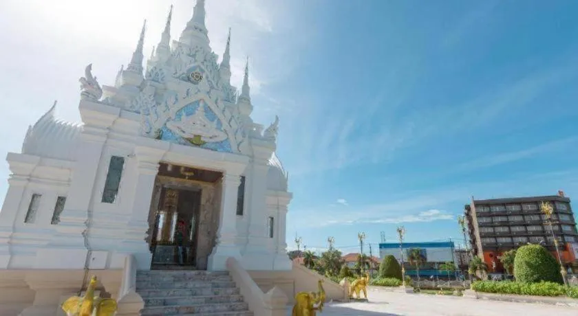 B2 Surat Thani Boutique & Budget Hotel