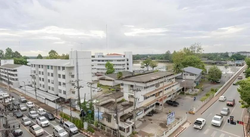 B2 Surat Thani Boutique & Budget Hotel